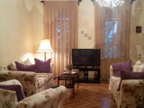  Marinas Guesthouse  Кобулети